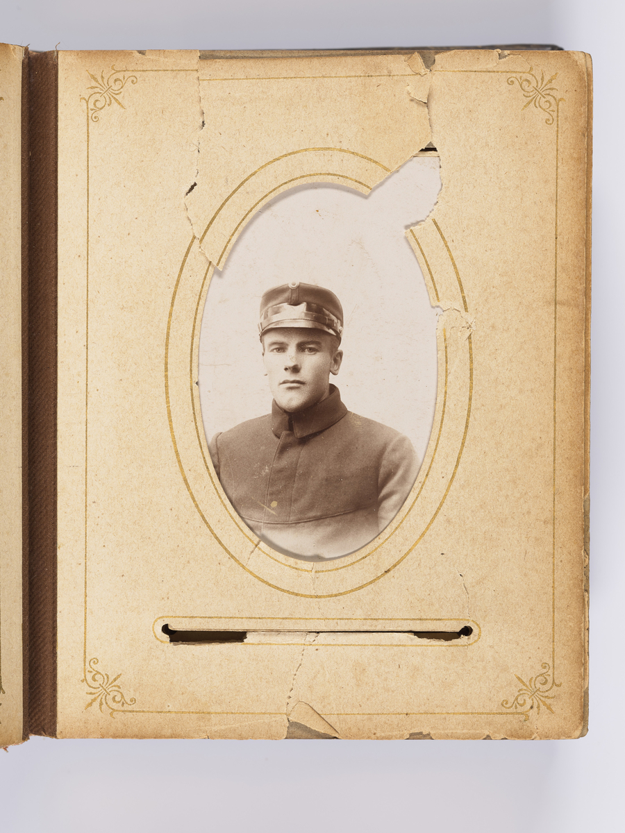 Fotoalbum med atelierfoto. Carte visite.