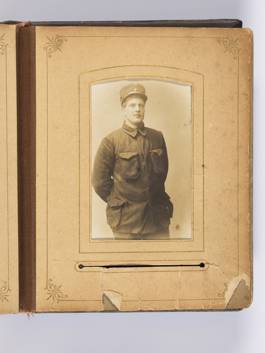 Fotoalbum med atelierfoto. Carte visite.