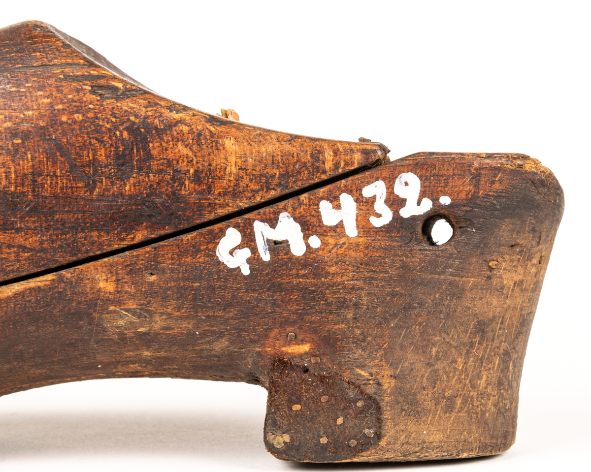 Träläst, för sko, 1 st, med bred tåända.