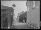 Trädgårdsgatan. Anna Löfgrens hembageri i Linköping. Gatuvy i centrala Linköping.

Bilder från gatuhörn i staden Linköping åren 1909 till 1913. Bilderna är tagna i centrala Linköping i ett projekt att dokumentera Linköping för Linköpings stad.