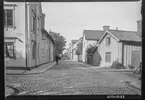 Repslagaregatan i Linköping. Hörnet mot Ågatan.

Bilder från gatuhörn i staden Linköping åren 1909 till 1913. Bilderna är tagna i centrala Linköping i ett projekt att dokumentera Linköping för Linköpings stad.