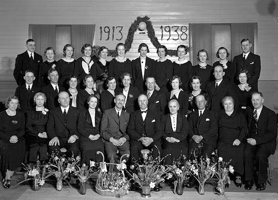 Kör-jubileum, 25 år. 1913 - 1938.
Fotografens ant:Hoflanda Missionsför. Sångkör.