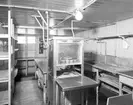 Bakom kulisserna på Stadsträdgårdens restaurang. Bilderna togs 1946 med all sannolikhet i samband med en kommande renovering inför utställningen 