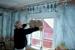 Interiör från Bryggegården med dekormåleri av Anders Nilsson