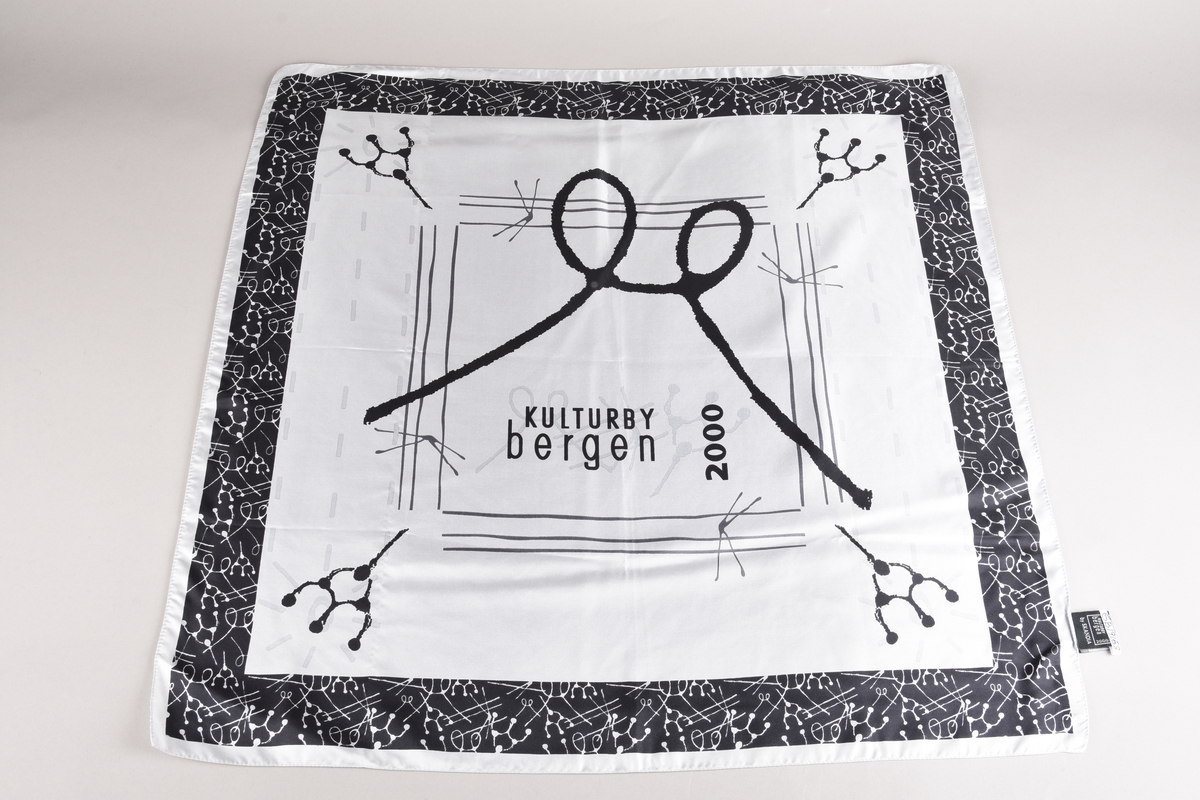 Kulturbymotiv, sol og regn.