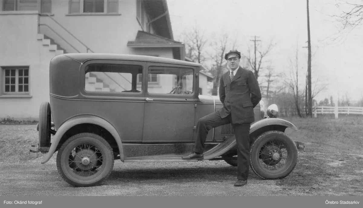 Nils Sterling med bil i Amerika