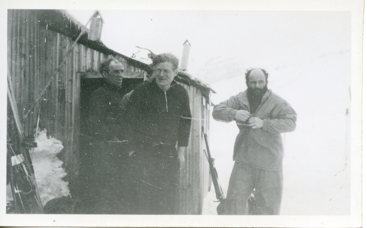 Hilmar Nøis med besøk av folk fra Longyearbyen. 