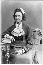 Kvinneportrett. Marte Marie Enger, Gudbrandsbakken. Født 4/5