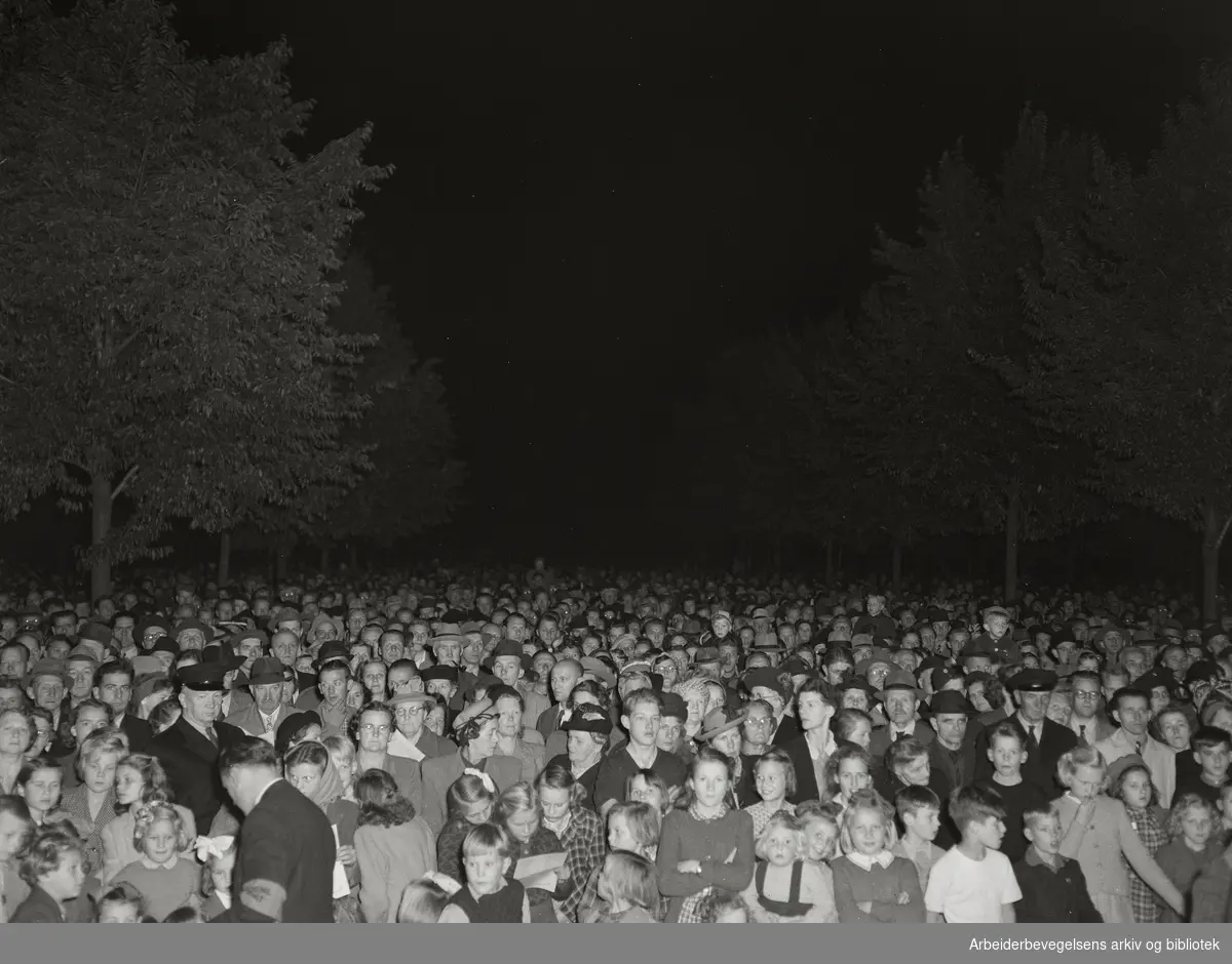 Stortingsvalget 1949. Folkemøte i Kampen park, 22. september