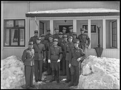 Gruppebilde av militære på Gardermoen leir