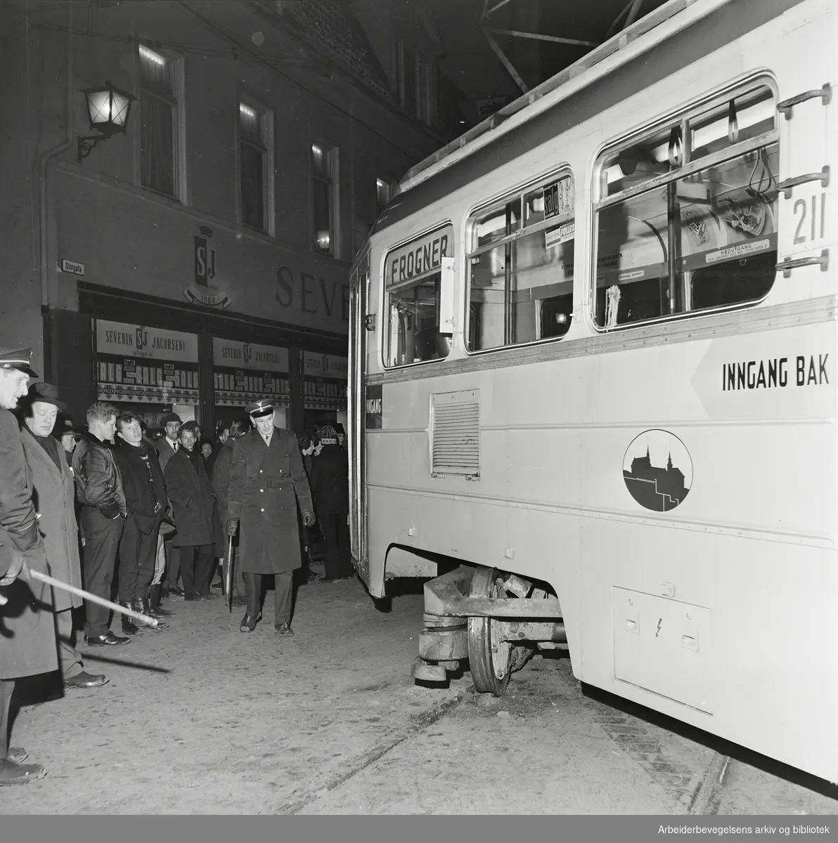 Sporvogn i kollisjon ved Kirkeristen. Januar 1966