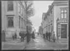 Platensgatan i Linköping. Bilder från gatuhörn i staden Linköping åren 1909 till 1913. Bilderna är tagna i centrala Linköping i ett projekt att dokumentera Linköping för Linköpings stad.