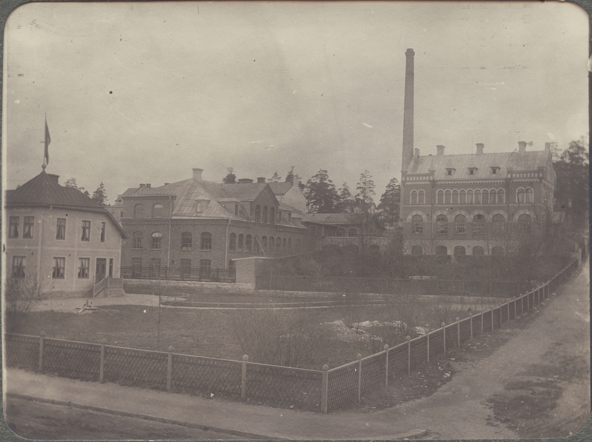 Carl Richard Nybergs fabriker i Sundbyberg. Företaget flyttade in i lokaler på Prästgårdsgatan 9 år 1891.