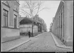 Klostergatan i Linköping. Hörnet mot Badstuplan.

Bilder från gatuhörn i staden Linköping åren 1909 till 1913. Bilderna är tagna i centrala Linköping i ett projekt att dokumentera Linköping för Linköpings stad.