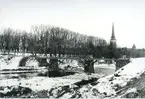 Västerås.
Skarpskyttebron under rivning, 1966.