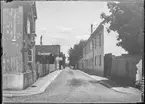 Hamngatan i Linköping. Hörnet mot Nygatan.


Bilder från gatuhörn i staden Linköping åren 1909 till 1913. Bilderna är tagna i centrala Linköping i ett projekt att dokumentera Linköping för Linköpings stad.