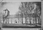 Reprofotografi av Linköpings domkyrka. Ej original. Bilden är digitaliserad från glasplåt.

Bilder från gatuhörn i staden Linköping åren 1909 till 1913. Bilderna är tagna i centrala Linköping i ett projekt att dokumentera Linköping för Linköpings stad.