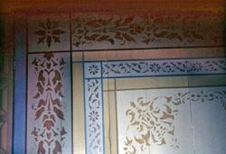 Takmålning på Sahlströmsgården i Torsby.