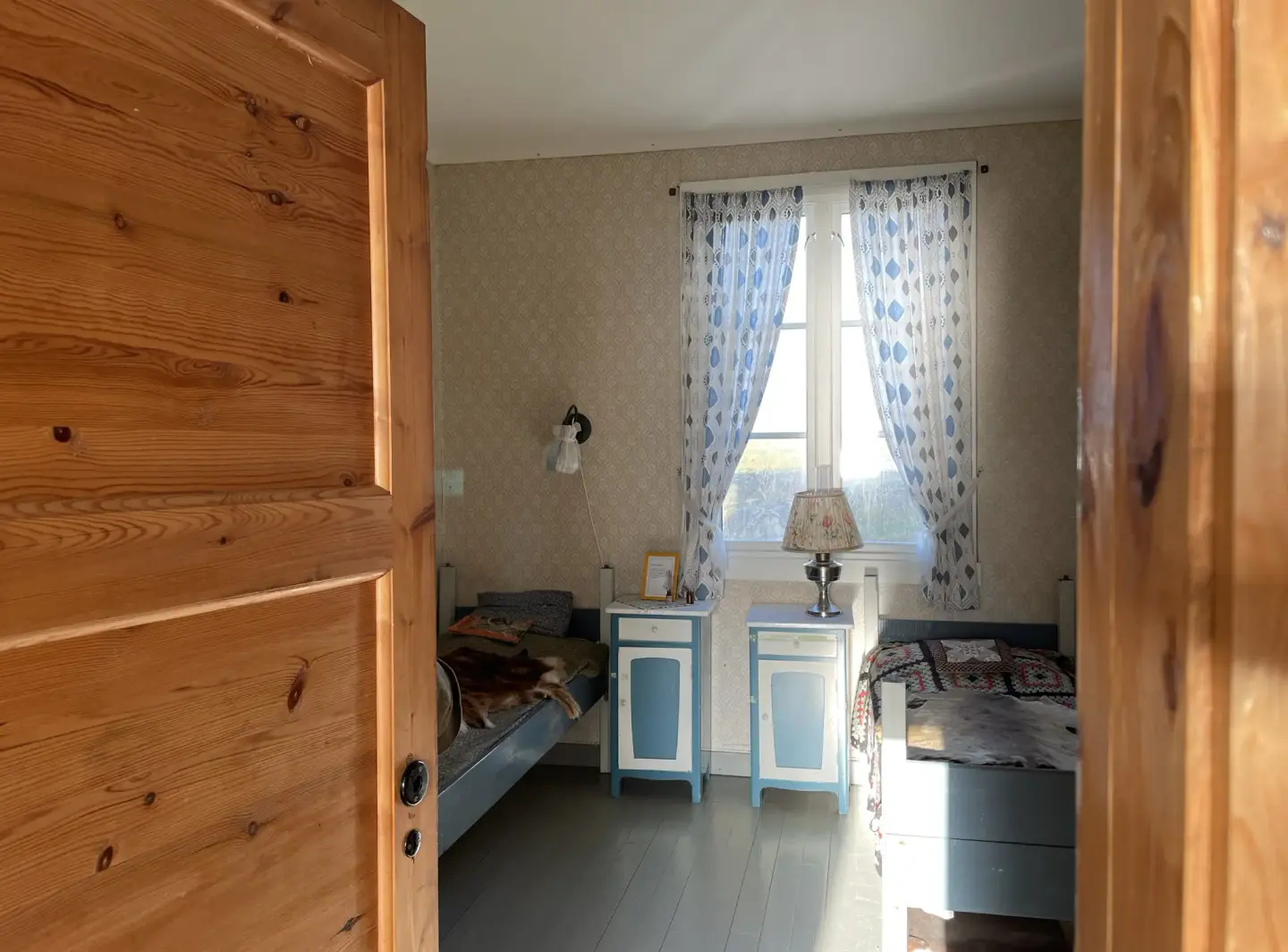 Interiør på Fuglenesodden friluftsmuseum.