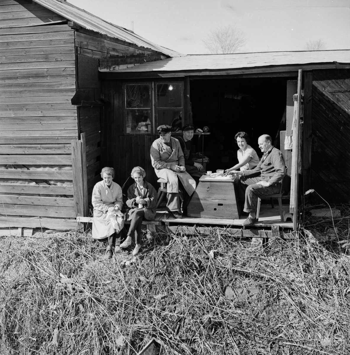 "Soldränkt och durstämt Uppsala firade påsk med vila och hobby" 1960