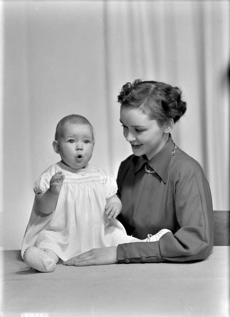 Ruth Olsen med datteren Ann-Kristin