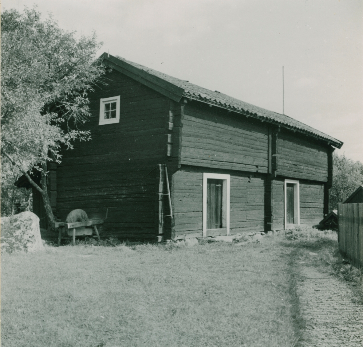Fastighet, Valåkra by.