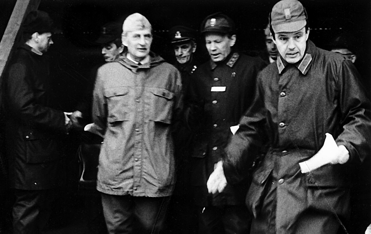 Tyskt besök 1978

Tysklands arméchef genlt H Hildebrandt besöker regementet för att studera vårt mobiliseringssystem.
Sex bilder.
