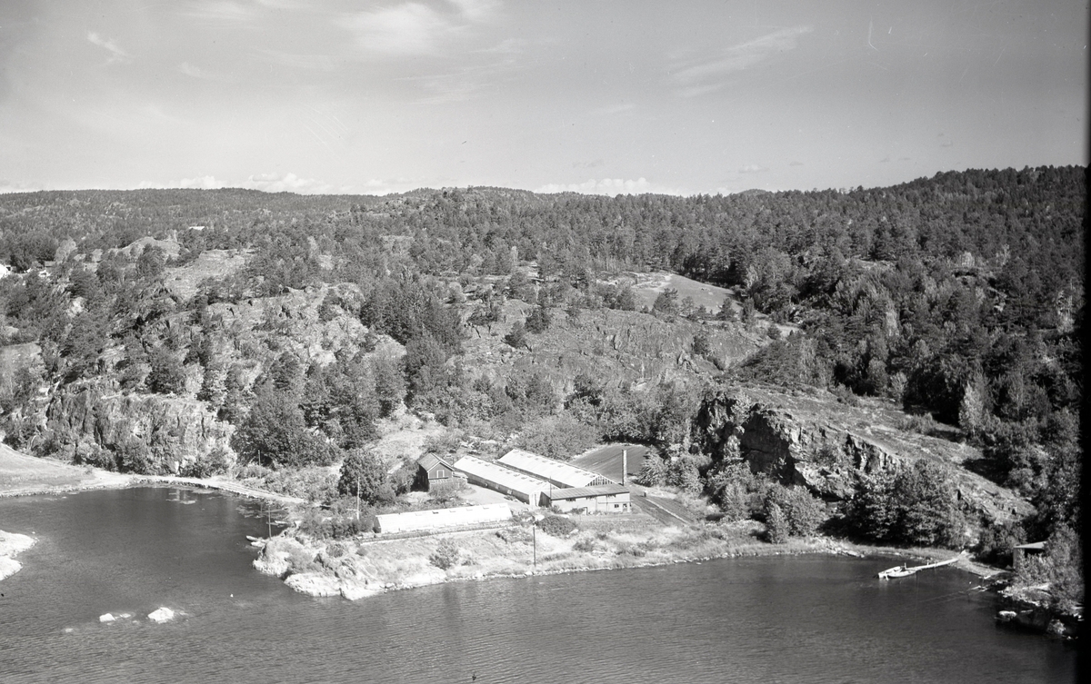 Flyfoto av Hiis gartneri? Kragerø.