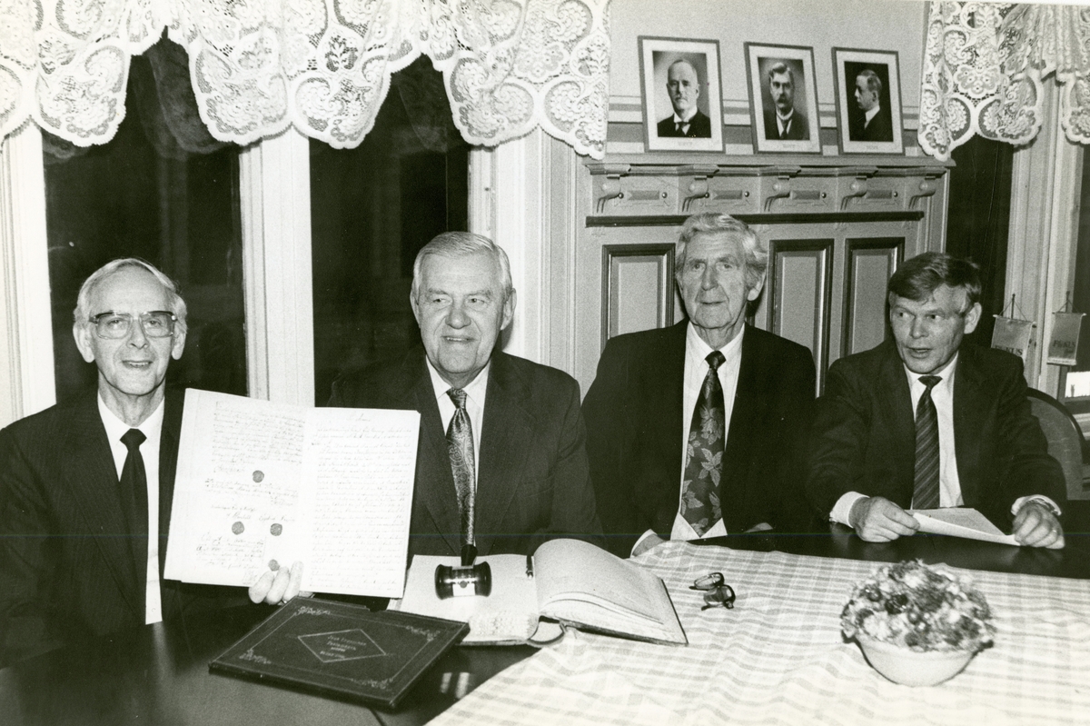 Jens Lauersens legat forstanderskap: Kjell Braaten, Morten With , Arne Solbekk, og Harald Carlsen Ca. 1990