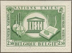 Frimärke med motiv av F.N.'s organisation UNESCO, för utbild