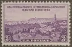 Frimärke ur Gösta Bodmans filatelistiska motivsamling, påbörjad 1950.
Frimärke från U.S.A., 1936. Motiv av Internationell utställning i San Diego, Californien 1935