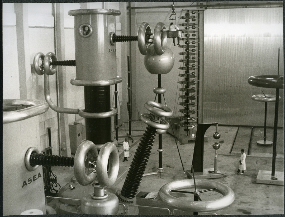 Ludvika sn, Ludvika kn.
Ludvikaverken, högspänningslaboratoriet. 1963.