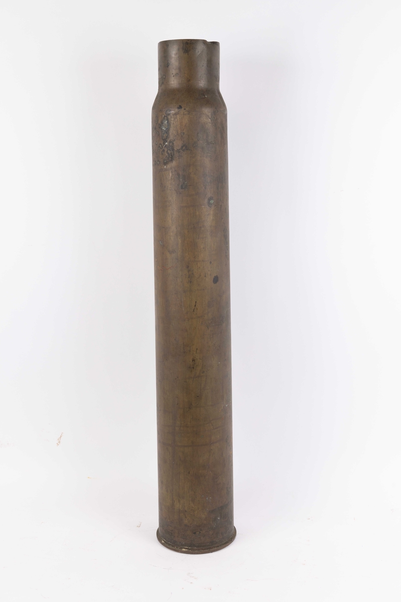 Tom granathylse fra 4"toms kanon. Fra skipet MS TAMERLANE bg. 1936 tilhørende rederet Wilh. Wilhelmsen i Tønsberg.