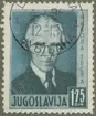 Frimärke ur Gösta Bodmans filatelistiska motivsamling, påbörjad 1950.
Frimärke från Jugoslavien, 1936. Motiv av Nikola Tesla 1856-1943. Ingenjör, elektriker i Jugoslavien. Elektrisk belysningsteknik. Flerfasig växelström. Trådlös energiöverföring. Högfrekventa växelströmmar kallas 