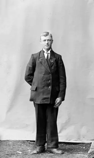 Portrett, mann, kvinne, ektepat, finklede, bunad,