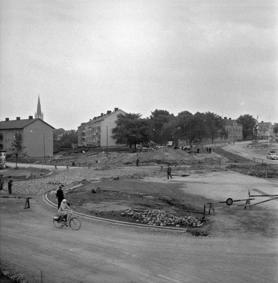 Abiskorondellen anläggs i Linköping 1954. Serie bilder mot sydostlig riktning.