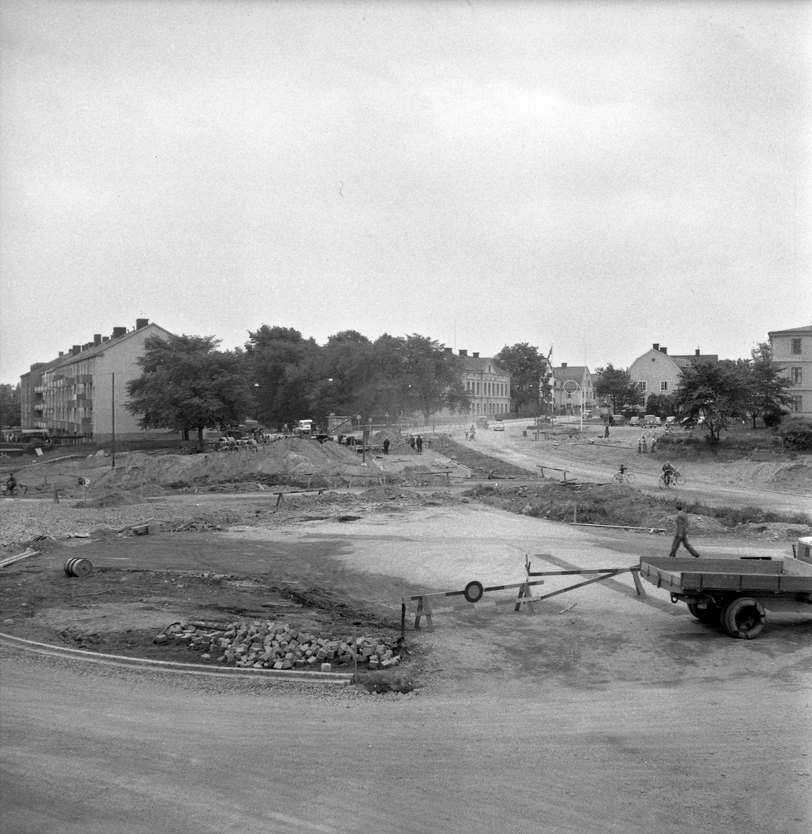Abiskorondellen anläggs i Linköping 1954. Serie bilder mot sydostlig riktning.