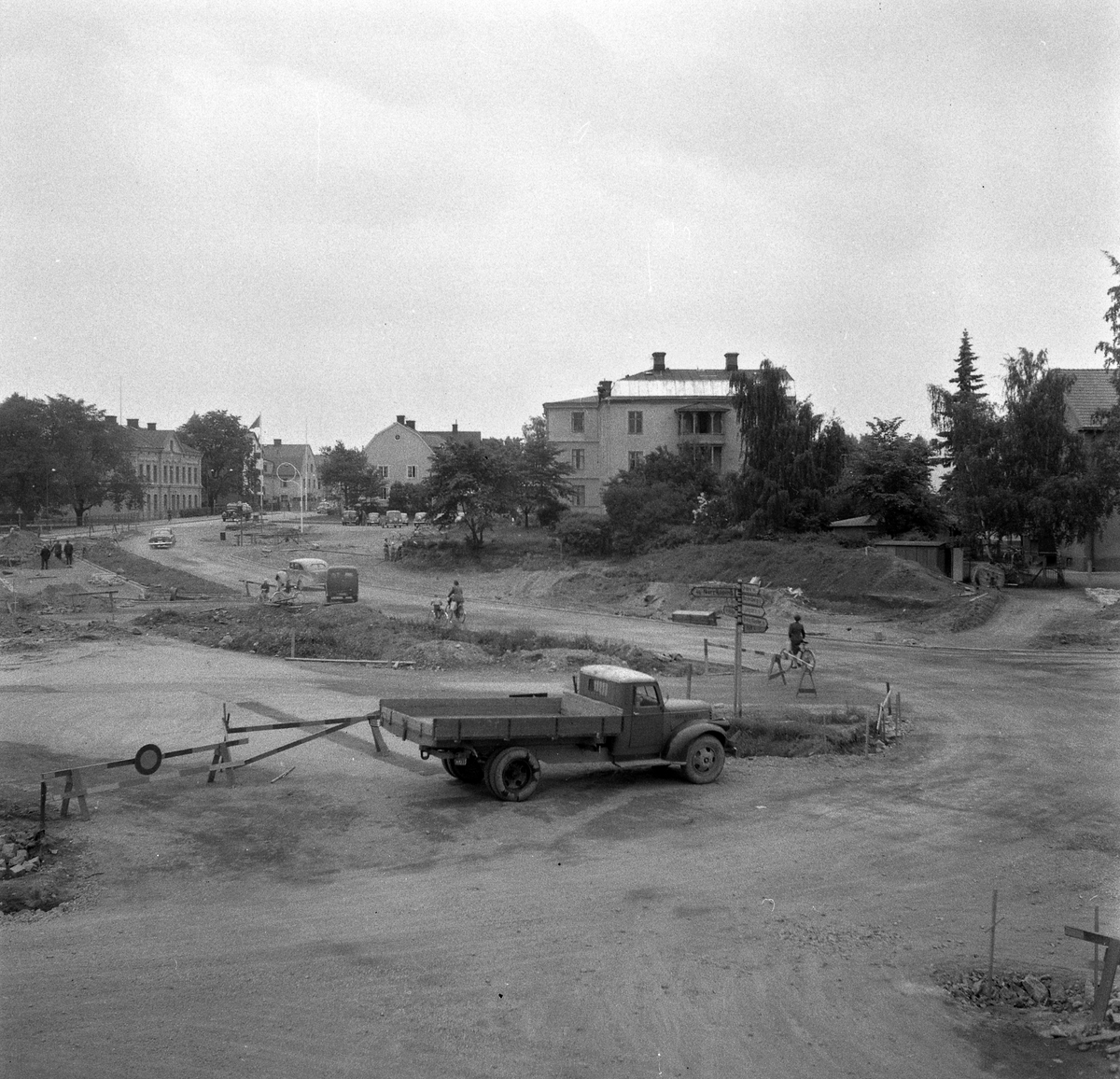 Abiskorondellen anläggs i Linköping 1954. Serie bilder mot sydostlig riktning.