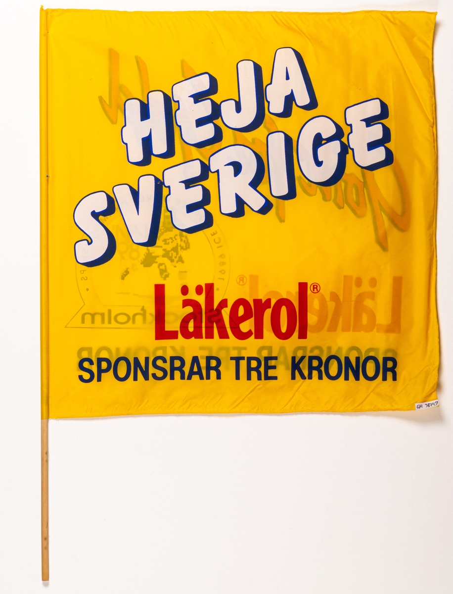 Gul supporterflagga för Ishockey VM 1989,