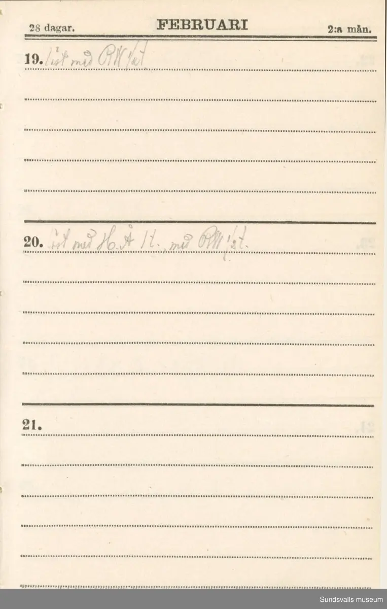 Dagbok. Erik Petter Wallmark (1870-1891) 

E.P. Wallmark föddes på ett hemman i Valla, Selånger. Han var student vid Uppsala universitet och klarade sin fil.kand. på endast två terminer.  E.P. Wallmark var sjuk i tbc och avled endast 20 år gammal. 
Anteckningarna, skrivna mellan 1888-1891, rör bland annat hans tid i Uppsala och sjukdomens förlopp. 

Se länkade filer för komplett dagbok