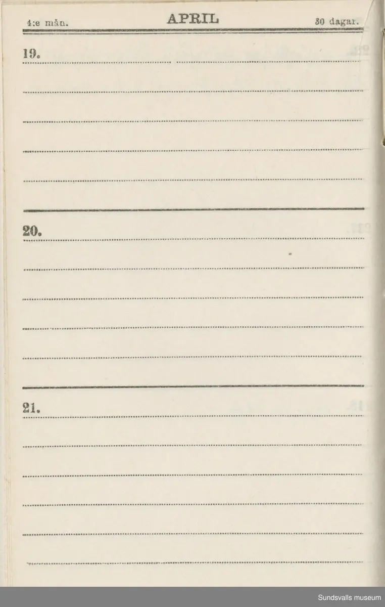 Dagbok. Erik Petter Wallmark (1870-1891) 

E.P. Wallmark föddes på ett hemman i Valla, Selånger. Han var student vid Uppsala universitet och klarade sin fil.kand. på endast två terminer.  E.P. Wallmark var sjuk i tbc och avled endast 20 år gammal. 
Anteckningarna, skrivna mellan 1888-1891, rör bland annat hans tid i Uppsala och sjukdomens förlopp. 


Se länkade filer för komplett dadbok.