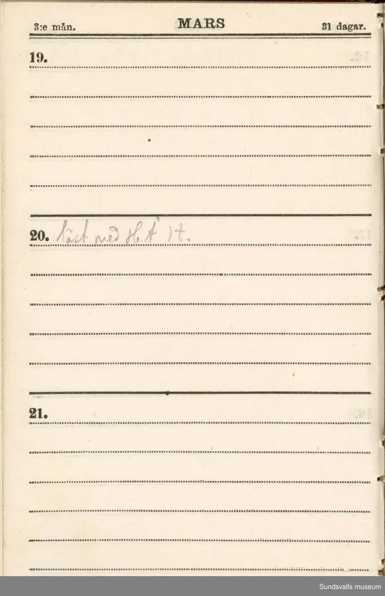 Dagbok. Erik Petter Wallmark (1870-1891) 

E.P. Wallmark föddes på ett hemman i Valla, Selånger. Han var student vid Uppsala universitet och klarade sin fil.kand. på endast två terminer.  E.P. Wallmark var sjuk i tbc och avled endast 20 år gammal. 
Anteckningarna, skrivna mellan 1888-1891, rör bland annat hans tid i Uppsala och sjukdomens förlopp. 

Se länkade filer för komplett dagbok