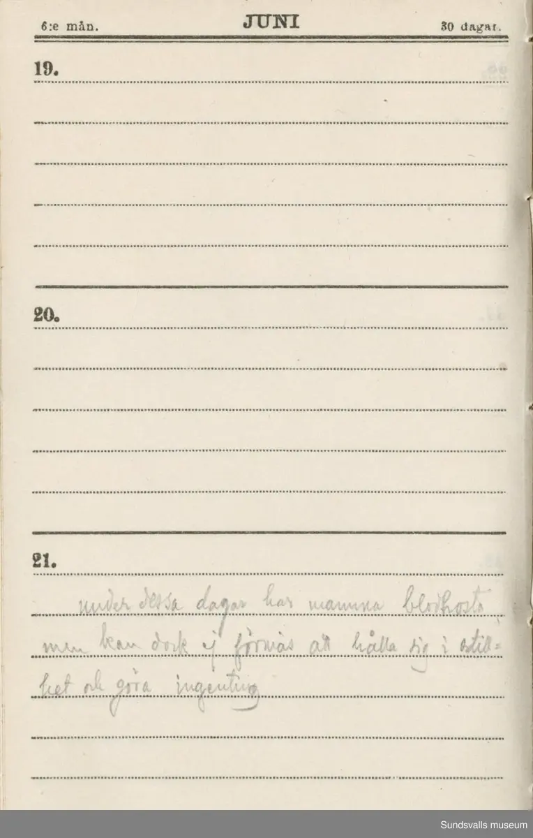 Dagbok. Erik Petter Wallmark (1870-1891) 

E.P. Wallmark föddes på ett hemman i Valla, Selånger. Han var student vid Uppsala universitet och klarade sin fil.kand. på endast två terminer.  E.P. Wallmark var sjuk i tbc och avled endast 20 år gammal. 
Anteckningarna, skrivna mellan 1888-1891, rör bland annat hans tid i Uppsala och sjukdomens förlopp. 


Se länkade filer för komplett dadbok.