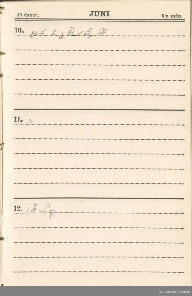 Dagbok. Erik Petter Wallmark (1870-1891) 

E.P. Wallmark föddes på ett hemman i Valla, Selånger. Han var student vid Uppsala universitet och klarade sin fil.kand. på endast två terminer.  E.P. Wallmark var sjuk i tbc och avled endast 20 år gammal. 
Anteckningarna, skrivna mellan 1888-1891, rör bland annat hans tid i Uppsala och sjukdomens förlopp. 

Se länkade filer för komplett dagbok