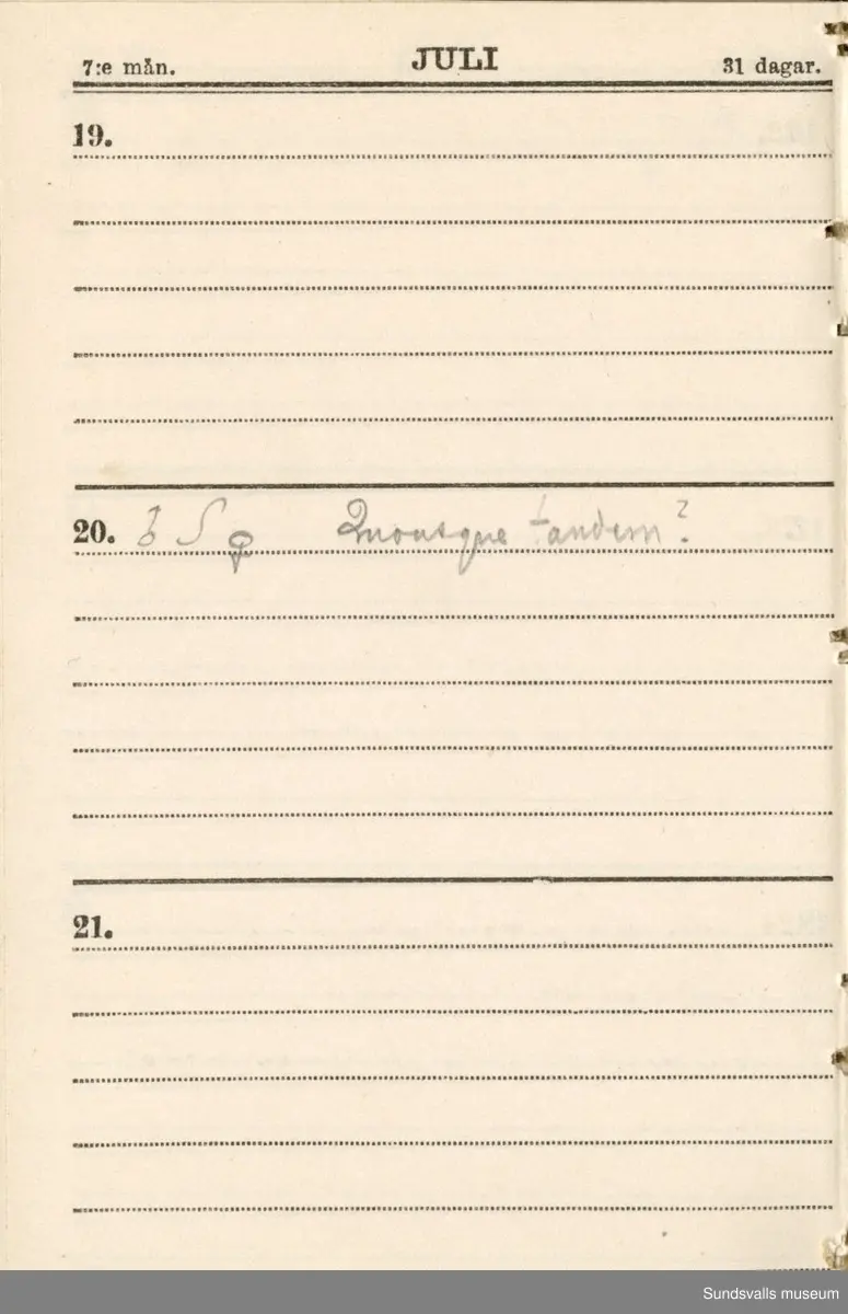 Dagbok. Erik Petter Wallmark (1870-1891) 

E.P. Wallmark föddes på ett hemman i Valla, Selånger. Han var student vid Uppsala universitet och klarade sin fil.kand. på endast två terminer.  E.P. Wallmark var sjuk i tbc och avled endast 20 år gammal. 
Anteckningarna, skrivna mellan 1888-1891, rör bland annat hans tid i Uppsala och sjukdomens förlopp. 

Se länkade filer för komplett dagbok