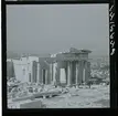 2795 Grekland Akropolis med runierna av bl.a. templen Parthenon och Erechtheion.