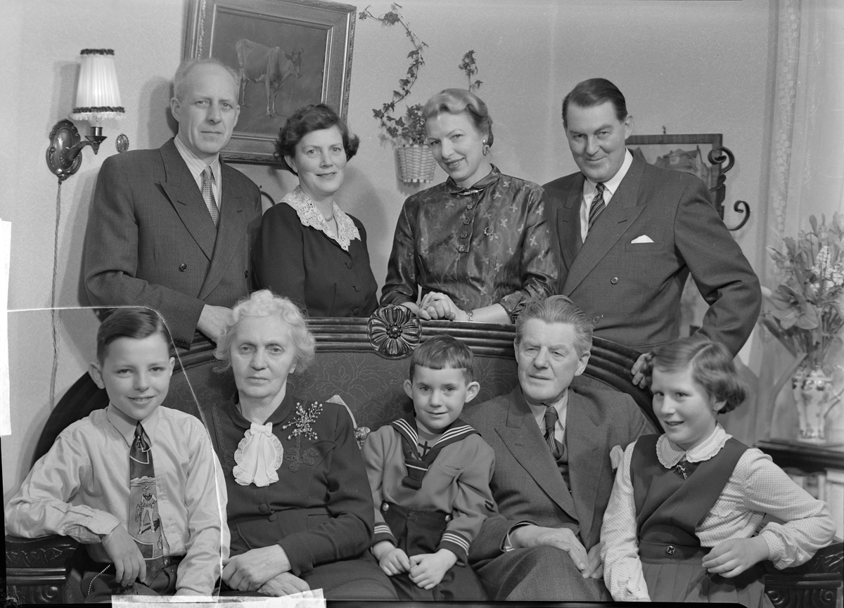 Bernhard Knudsen med familie