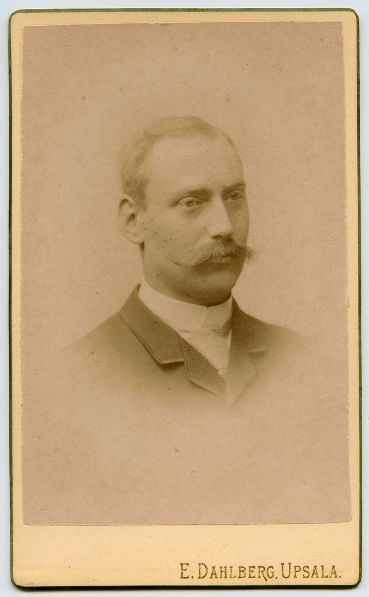 Porträtt på Kronolänsman K. A. Kollinius.