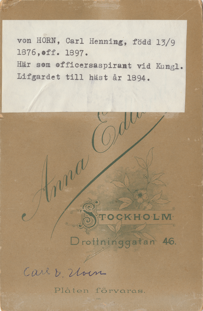 Porträtt av Carl von Horn, officersaspirant vid Livgardet till häst K 1.