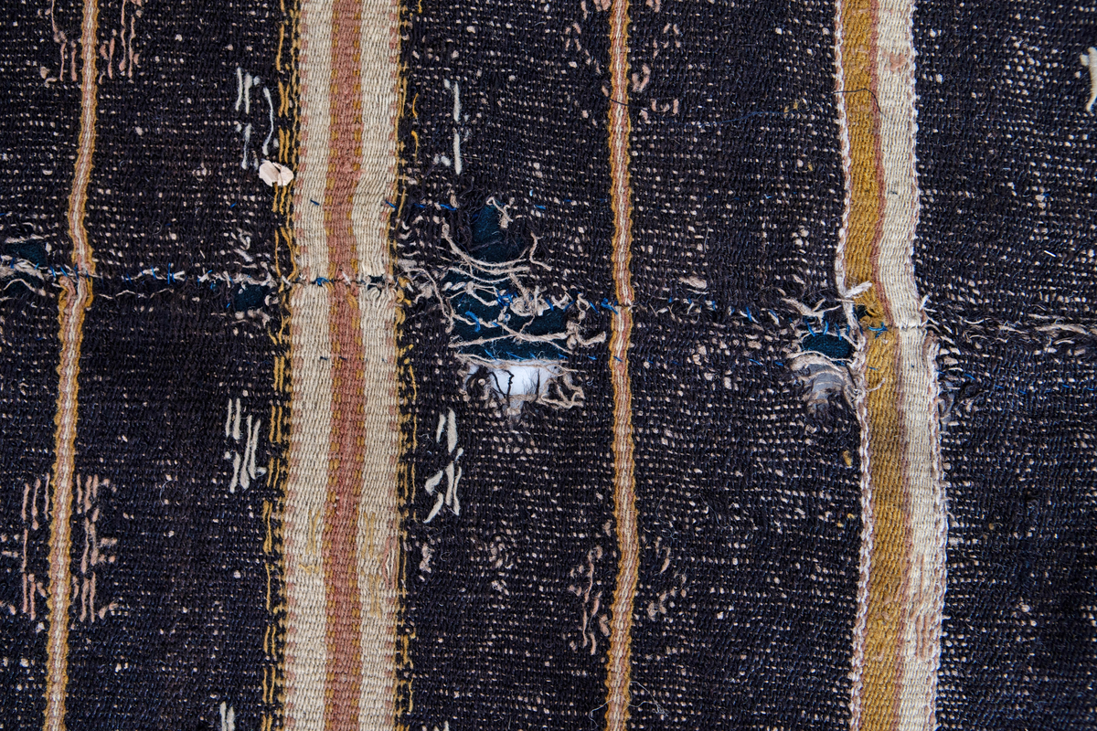 Original
Från B. Gyllenhammars bygdeutställningar. 
Härkomst: Okänt

Reg. av: R.J. (Ruth Jonsson),  I.P. (Ingegerd Persson), B.Å. (Brita Åsbrink)